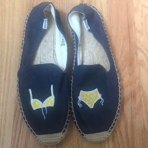 Soludos flat, navy with yellow bikini print
